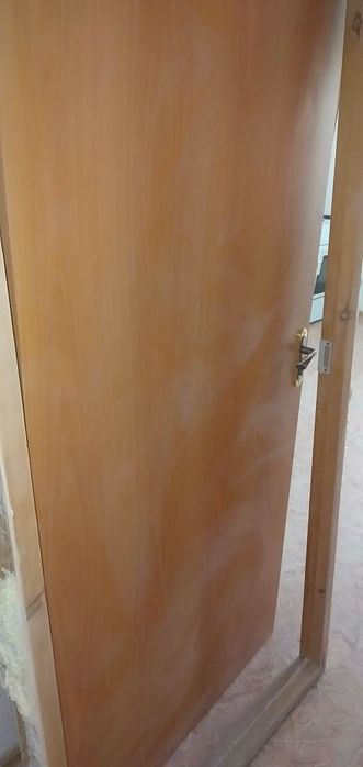 Продам дверь новая входная