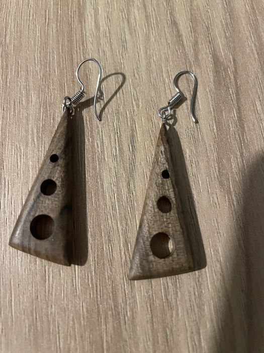 Обеци дървени