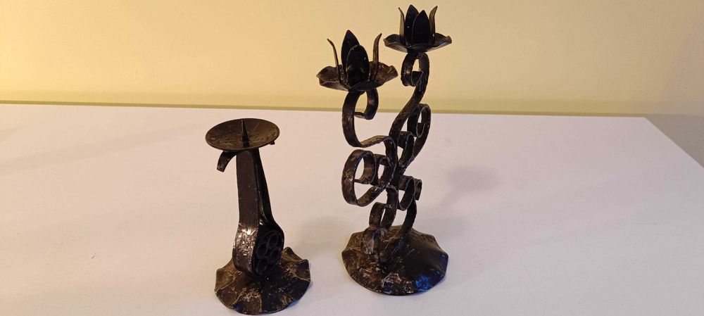 Метални свещници - 2 бр