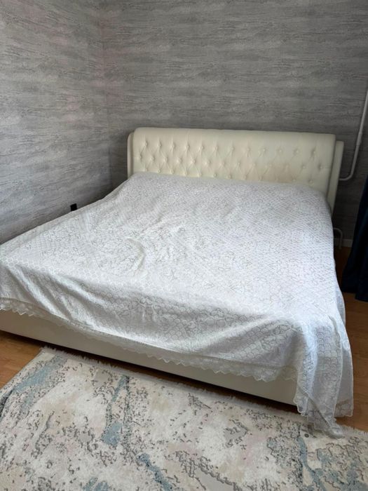 Продам двуспальный кровать 2 на 2
