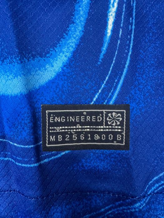 Тениска на Челси