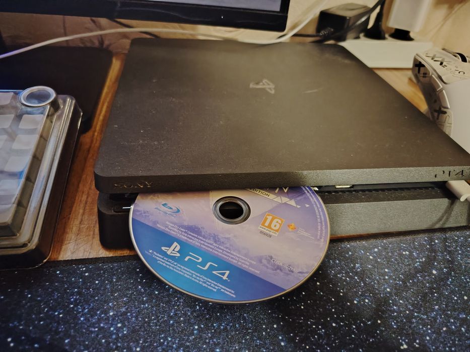 Playstation 4 slim 500гб