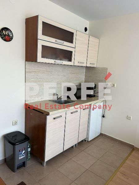 Продава се Едностаен апартамент в к.к. Слънчев бряг - 40 кв.м за 1425 €/кв.м - Снимка #3