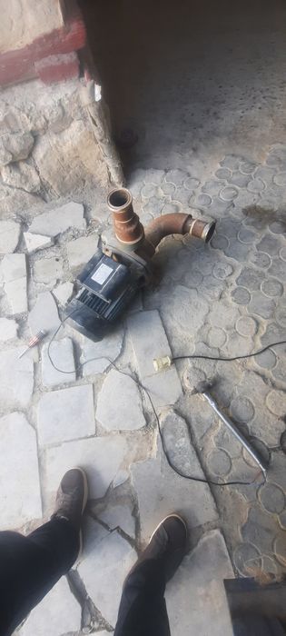 Сув насос сотилади 220га ишлайди