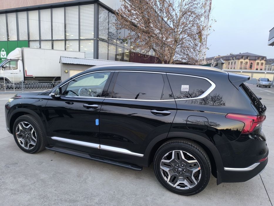 Hyundai Santa fe 2023 yil 2.5 Motor.7 kishlik