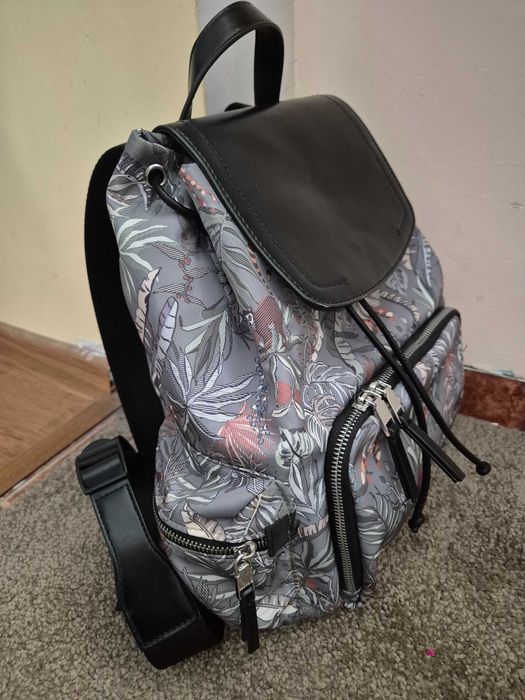 Дамска раница Parfois като нова