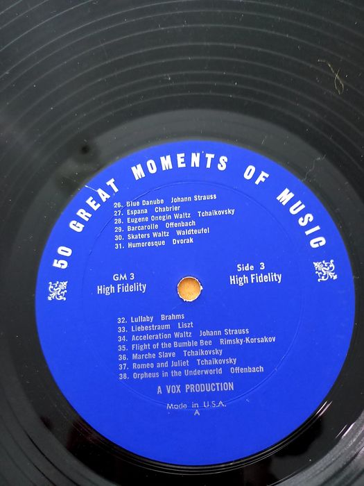 Продавам 5 бр. винилови плочи, класическа музика.