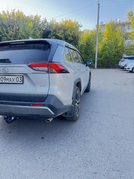 Продам Toyota RAV4