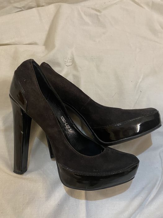 Туфли на каблуках