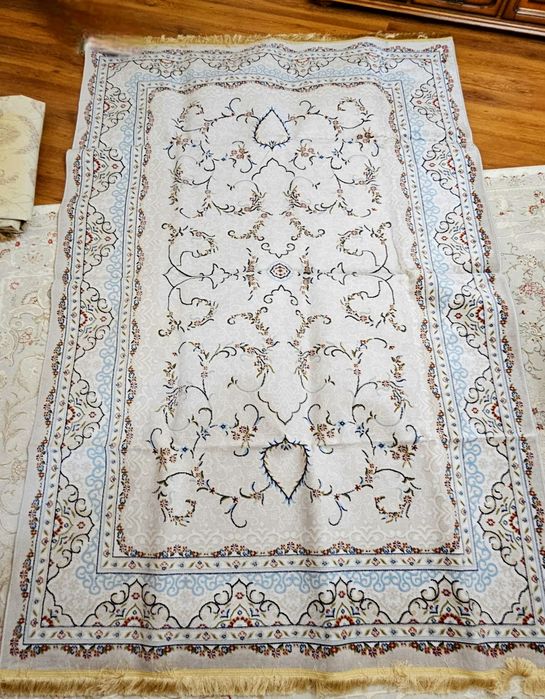 2 ковра: IZUMY , ASTER