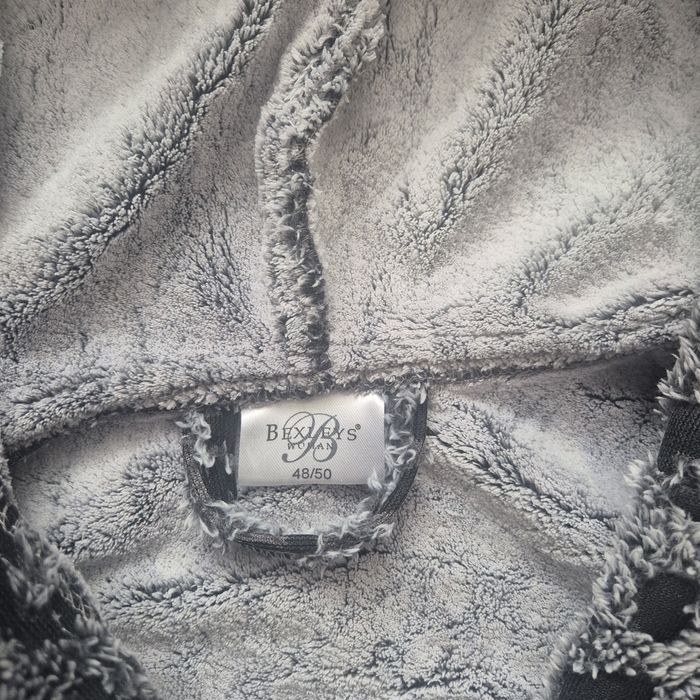 Плътен , топъл домашен халат