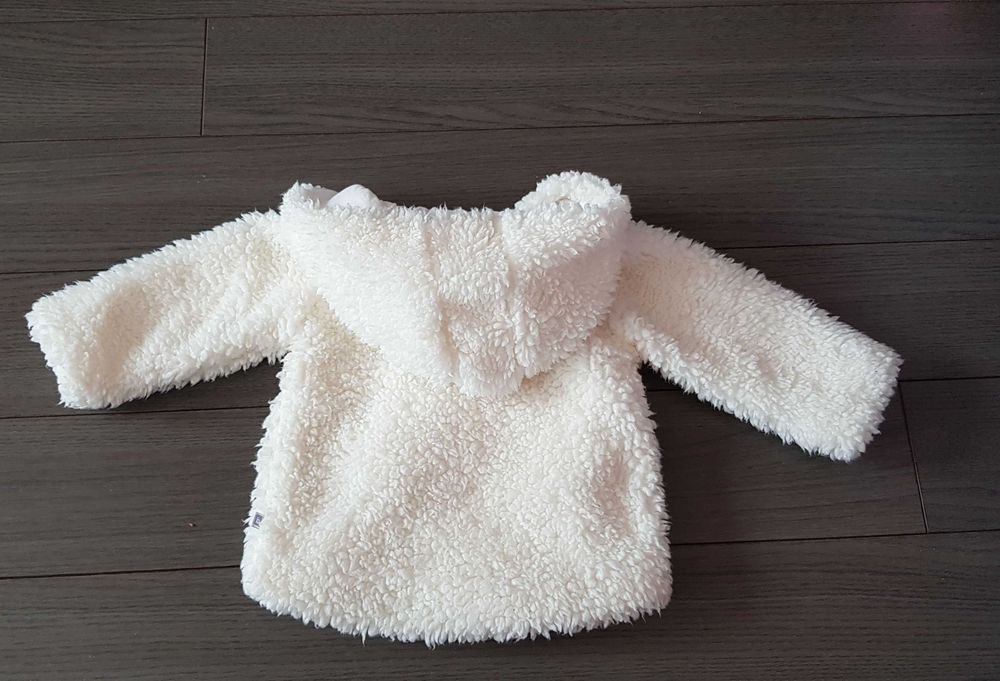 Ново сладко палто за бебе 68 размер