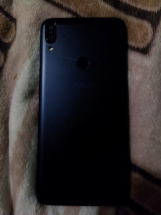 Asus ZenFone MAX Pro m1