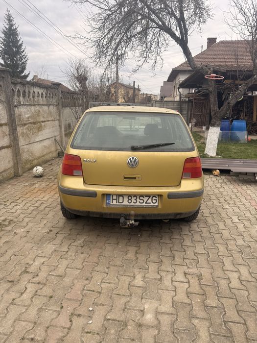 Volkswagen Golf mk 4 1.4 distributia rupta