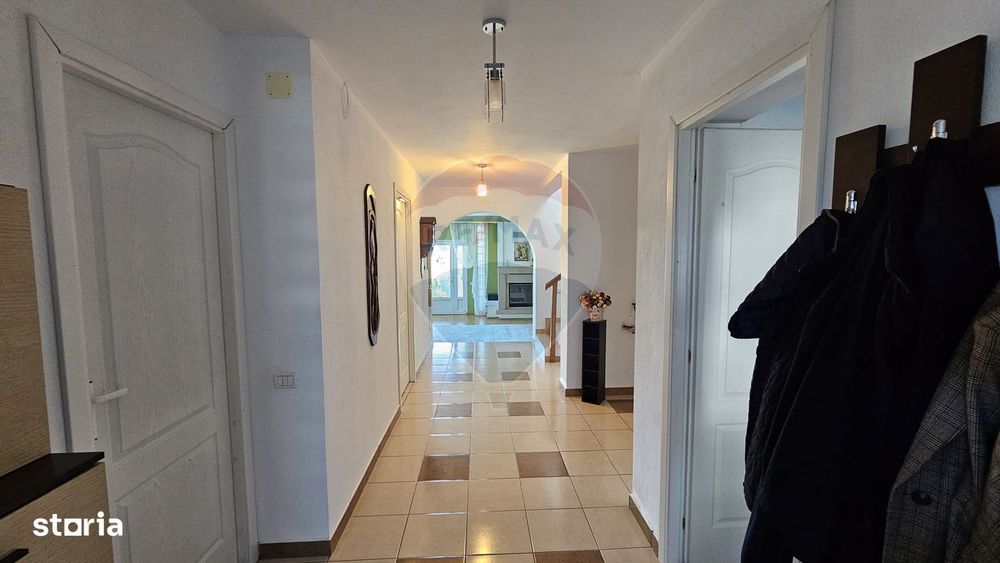 Casă / Vilă de lux, 6 camere, Liteni-Moara, Suceava