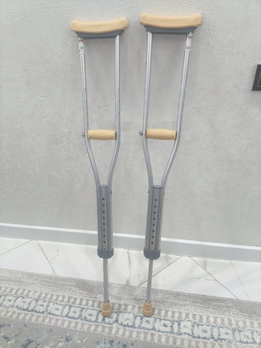 Продам костыли в хорошем состояний