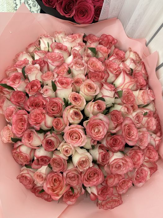 Продам букет из 101 розы