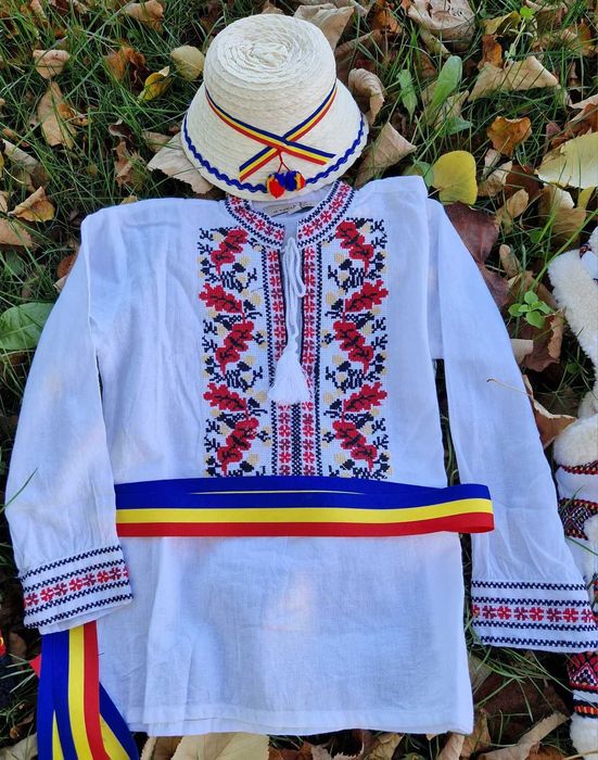 80 lei camasa /ie - costum popular national traditional