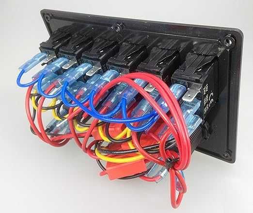 Pactrade Marine, 6-полюсен, син LED панел с лостов превключвател, USB
