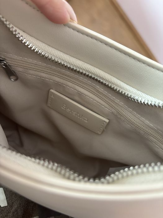 Чанта за рамо Bershka