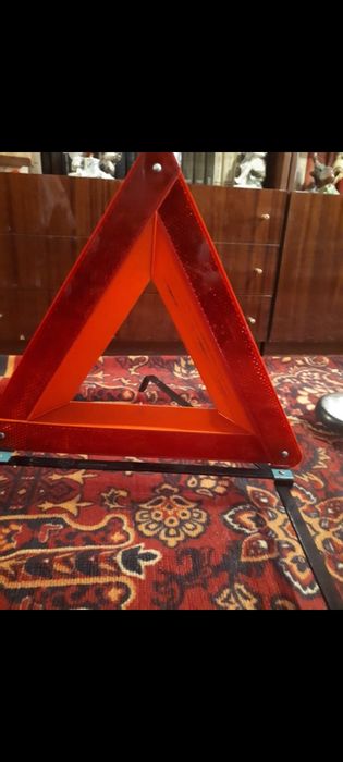 Продам знак аварийной остановки