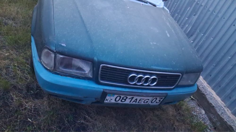 Продам Audi 80 B4 1993г
