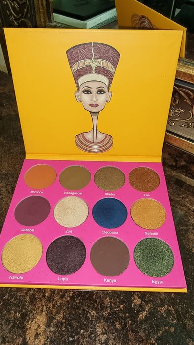 Палетка теней The Nubian 2