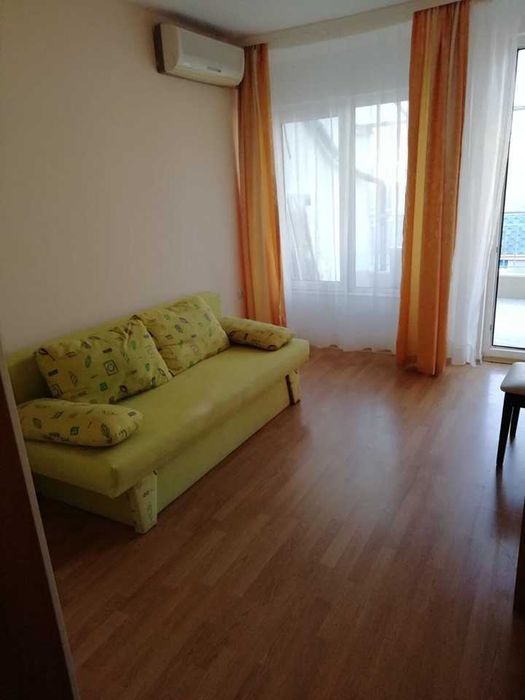 Дава се под наем Тристаен апартамент в Бургас, Лазур - 80 кв.м за 275 € - Снимка #6