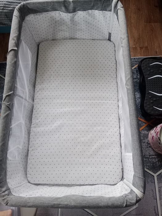 Продам детскую кроватку