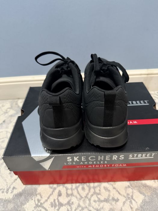 Кроссовки Skechers оригинал 43 размер