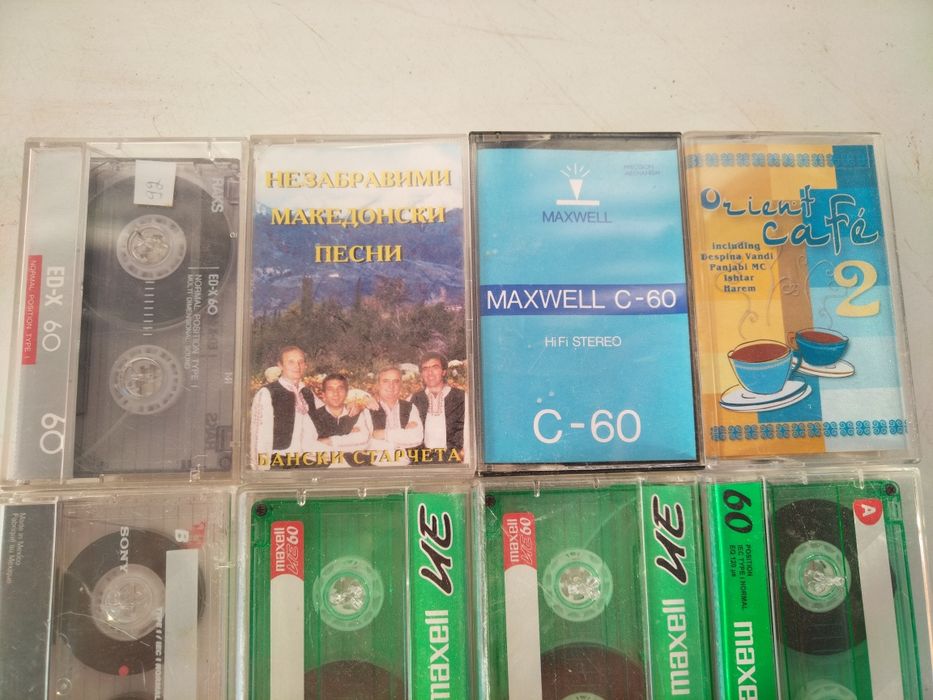 Чисто нови аудиокасети MAXELL UE 60
 MAXELL UE 60