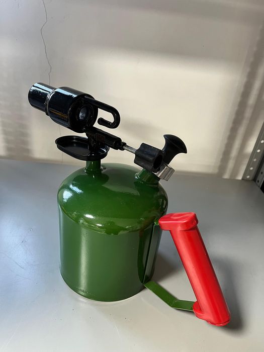 Паяльная лампа 2л