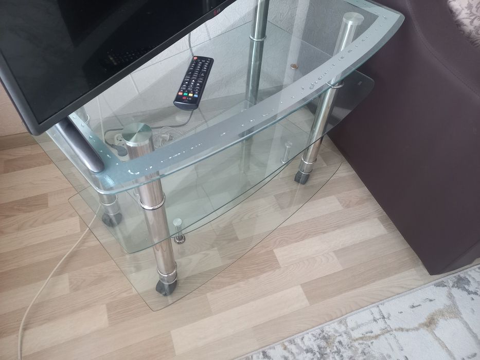 Подставка под телевизор