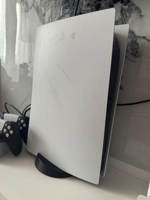 Playstation 5 в отличном состоянии