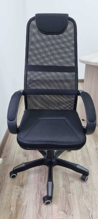 Кресло на колесиках, новое