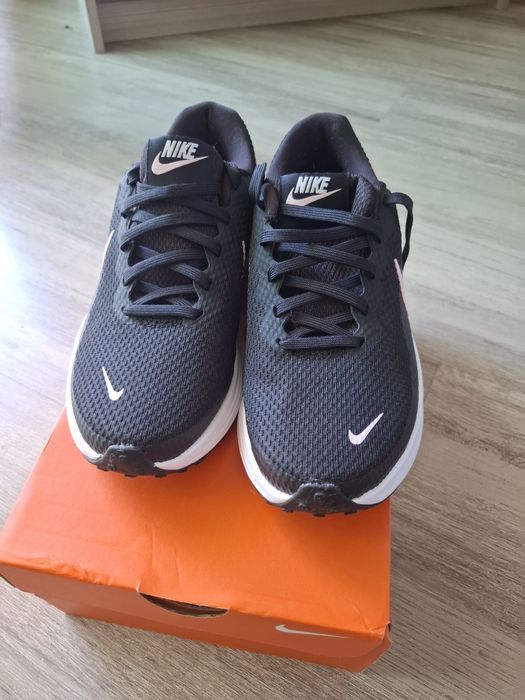 Дамски Маратонки NIKE