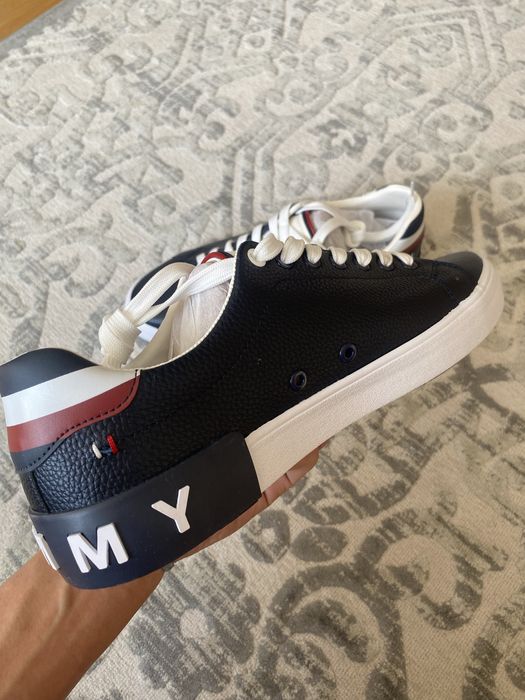 Tommy Hilfiger кеды