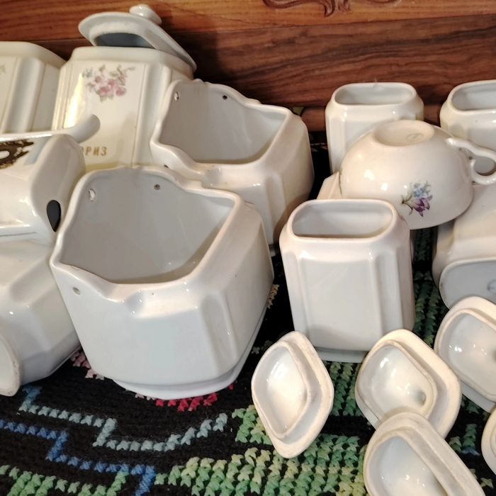 Стар сервиз Не е пълен комплект