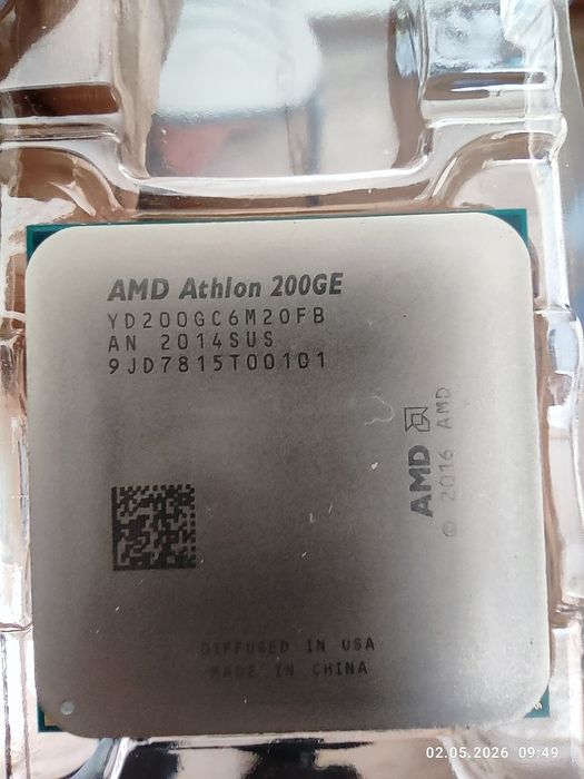 Процессор AMD Athlon 200 GE