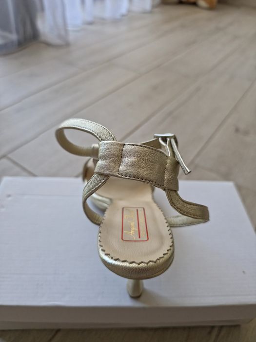 Sandale de ocazie din piele naturala