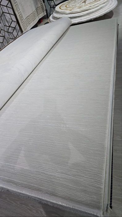 продаю ковер шелковый