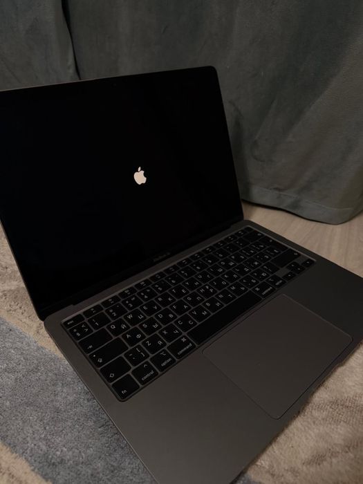 Macbook Air 13 2020 M1