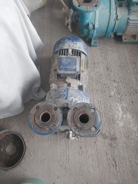 Вакуум насос сотилади