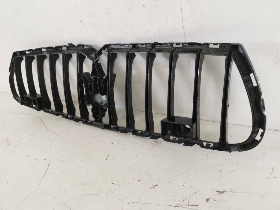 Централна решетка на радиатора Мазерати Гибли 3 / Maserati Ghibli 3 Це