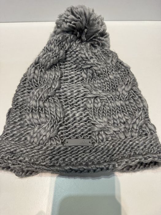 Дамска зимна шапка ADIDAS