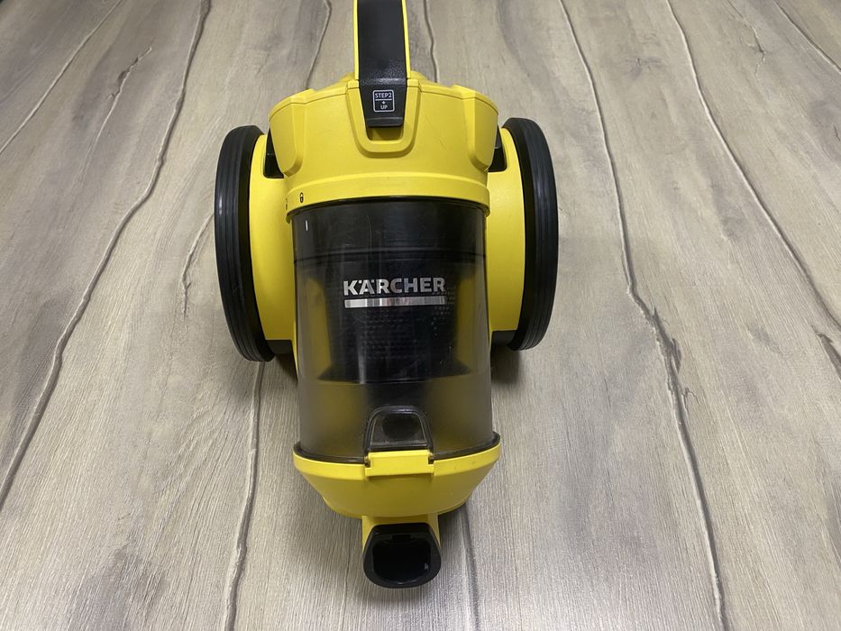 Прахосмукачка Karcher VC 3