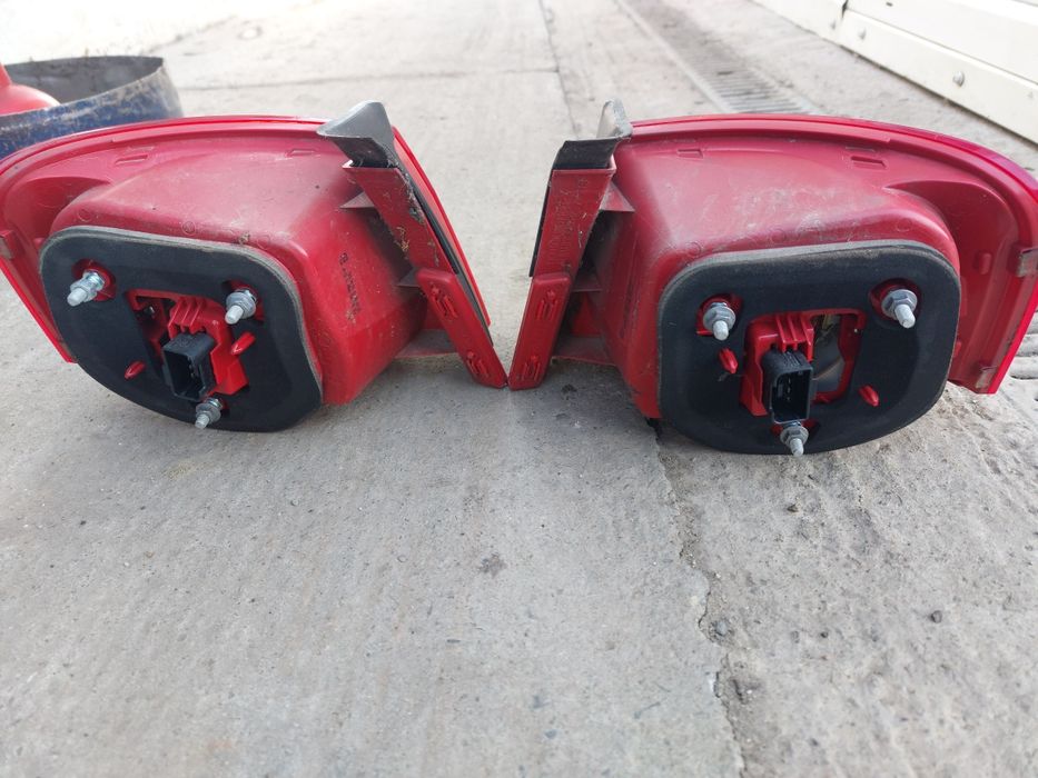 Set triple / stop / stopuri caroserie VW PASSAT B6 2005-2010 berlin