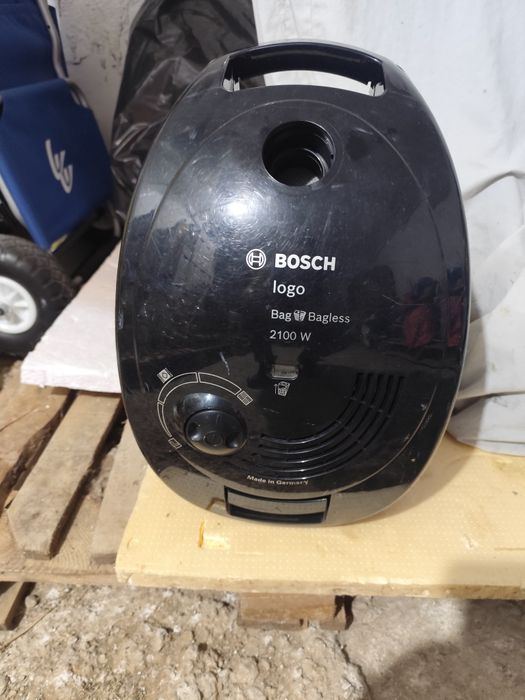 Vând aspirator Bosch Logo