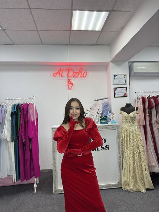 Прокат вечерних платьев в Алматы