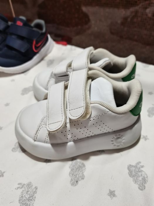 Pantofi Adidas nr 21